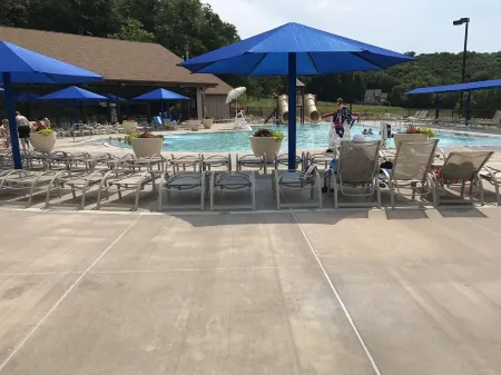 Luxurious Galena Territory 5 Bedroom home, Hot Tub, Firepit