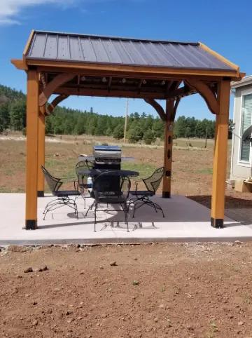 Brand New located in Historical downtown Williams!