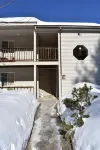 Cozy condo with private access to the Saco River