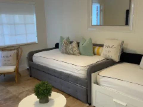 SEASONAL RENTAL IN KEY BISCAYNE Hoteles en Key Biscayne