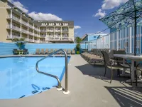 Madison Beach Motel Hotels near Boardwalk
