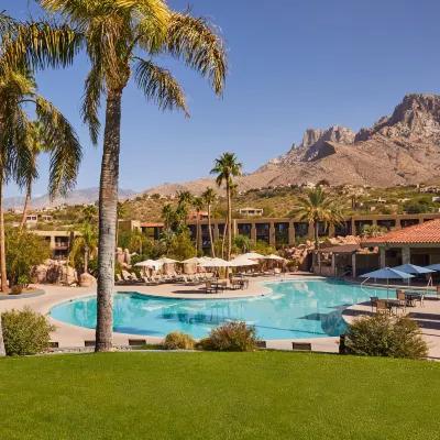 El Conquistador Tucson, A Hilton Resort Hotels near Finger Rock Trail