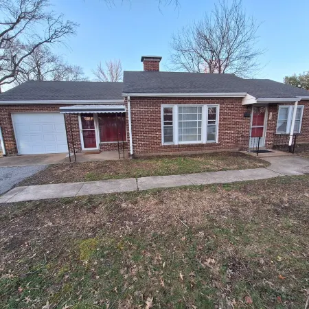 The Holly House. Comfort and Stylish charm. Отели в г. Сент-Клэр