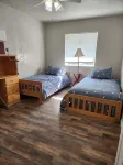 Large 5 Bedroom House South Redding, Great Location,