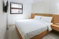 Clovers Residence @Solo Urbana Near Uns Jebres住宿飯店