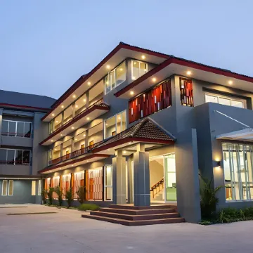 Soontree House Hotel
