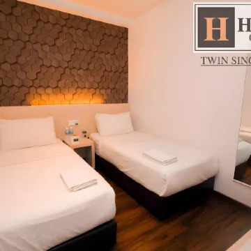 H Hotel