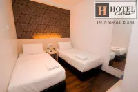 H Hotel