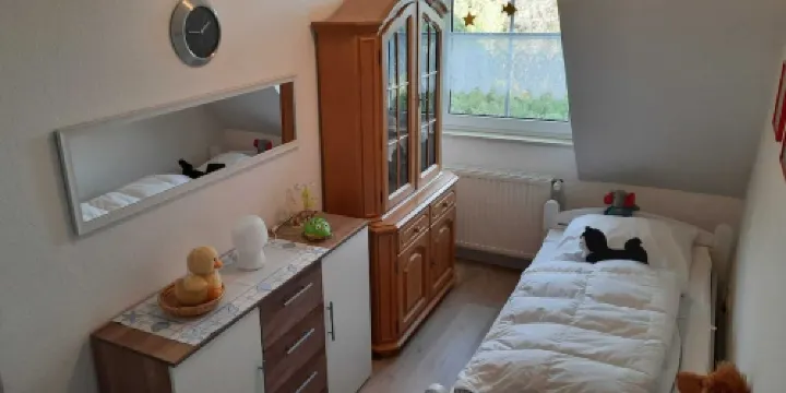 Holiday house near the beach, child-friendly, high quality, Weber grill, WiFi free