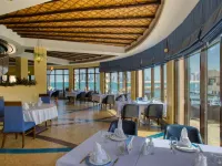 Novotel Bahrain Al Dana Resort Hotels in Мухаррак