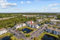 Family Size Beach Condo-Sleeps 10/ min to the Surfside Beach! Hôtels à proximité de : South Strand Recreation Center