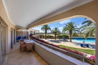 Vila Palmeira Beach Resort - Homestays