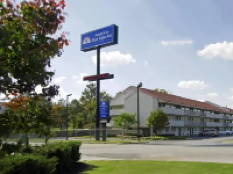 Fair View Inn & Suites