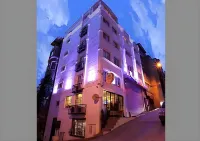 Taksim Santa Lucia Hotel Hotel in zona La Cave