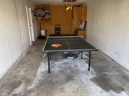 3 bedroom 1.5 bath house. Walkable to BSU and many restaurants, ping pong table