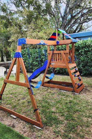 Villa in Fort Lauderdale Waterfront Heated Salt Pool Tiki Free EV charging Kayak