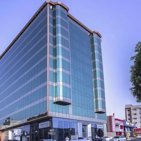 Platinum Seventy Serviced Apartments Отели рядом с достопримечательностью «Банкетный зал Moonlight»