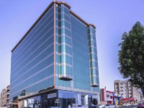 Platinum Seventy Serviced Apartments Hotels near Refan Hall