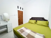 Griya Godean Homestay Jogja Hotels in Godean