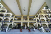 GD Hotel Hotels in Навсари
