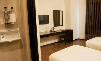 Piña Suites