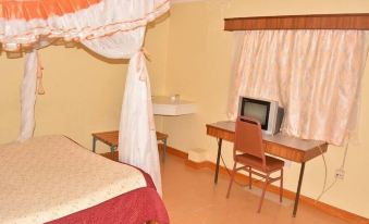 Racecourse Inn Hotel
