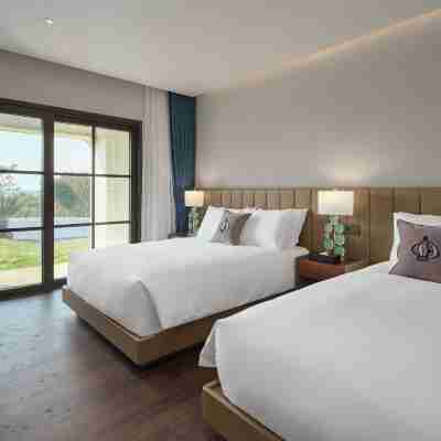 훈데르트힐즈 Rooms