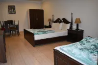 Cosy Knock Hotel Hoteles en Jhika Gali