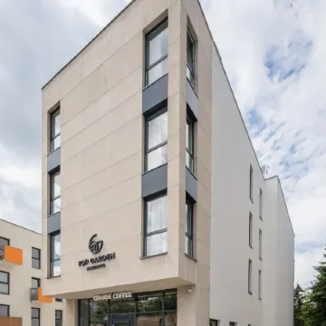 Top Garden Aparthotel