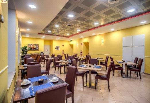 호텔 위치 및 주변