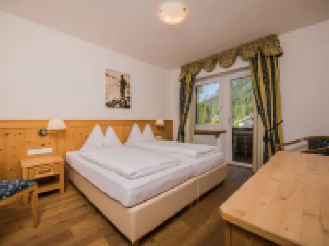 Hotel Waldheim Hotels in Sesto