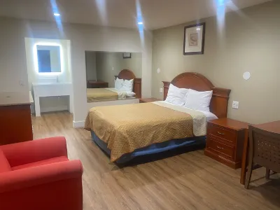 Royale Inn Motel Hotels in Whittier