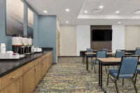 Hampton Inn by Hilton Cornwall