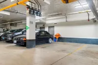 Etobicoke Suites - Condos