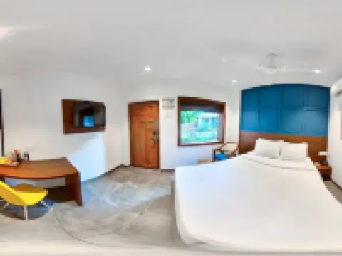 HUDSON RESORTS 斯里佩魯姆布杜爾酒店