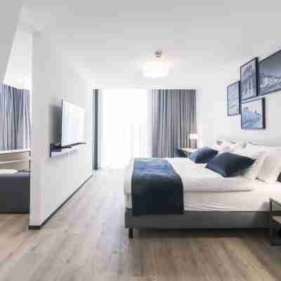 YParc Hôtel Rooms