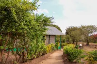 Mara Forest Camp Các khách sạn ở Ololaimutiek Village