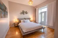 เป็นที่เดียวที่พัก - 3690 แซ็กต์-เดนิส