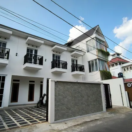 House of Bedjo powered by Cocotel Hotels in Umbulharjo