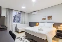 Town.Co Housi by My Way Hotel di Porto Alegre