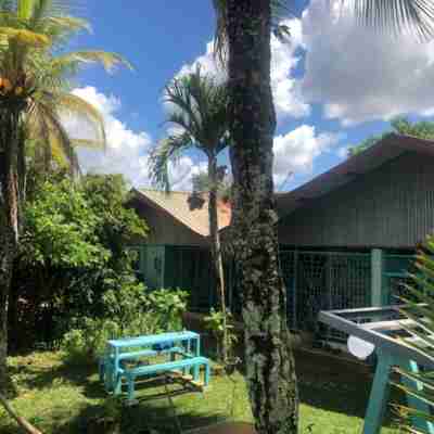 Unu Pikin Guesthouse Hotel Exterior