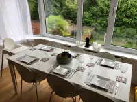 Apartmentsleeps6-Balcony-Freep-Whiterabbitretreat - Balcony