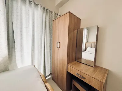 A Simple Yet Cozy Studio