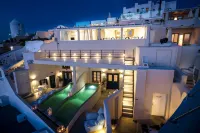 Galaxy Suites & Villas - Rooftop Pools