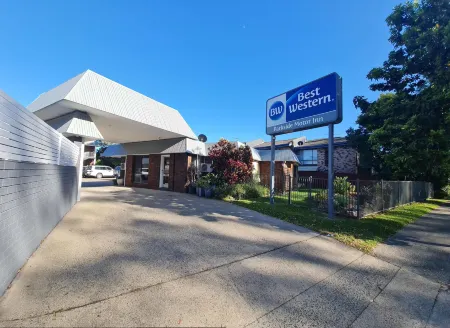 Best Western Parkside Motor Inn Отели в г. Кофс-Харбор