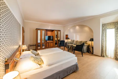 Hotel Kaiserhof Eisenach Отели в г. Айзенах