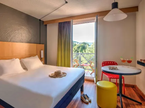 Ibis Hyères Centre Hotels in Hyères