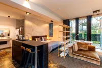 ランドゴード カスティール デ フーゲンヴェアルス のホテル