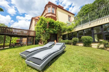 Roomingtons Franziskushöhe Lohr am Main Отели в г. Лор-на-Майне