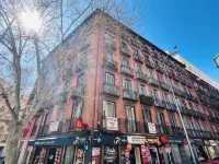 Pensión Rivera Hotels near KeepCoding - Full Stack Bootcamps